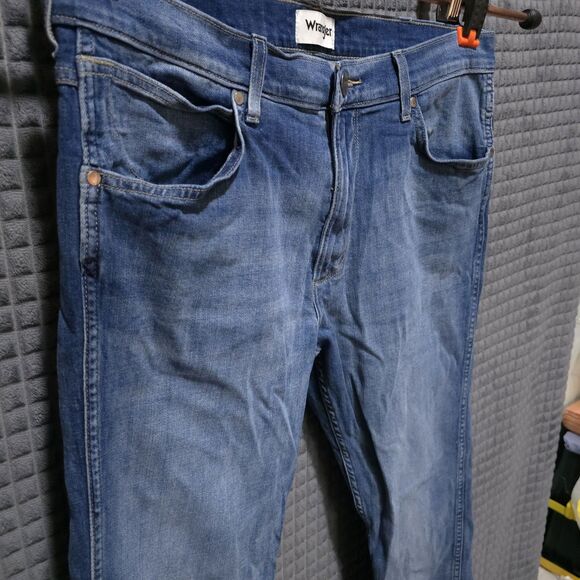Wrangler Retro Medium Wash Jeans 34x32 Mens Greensboro Straight Regular Casual - Picture 3 of 16